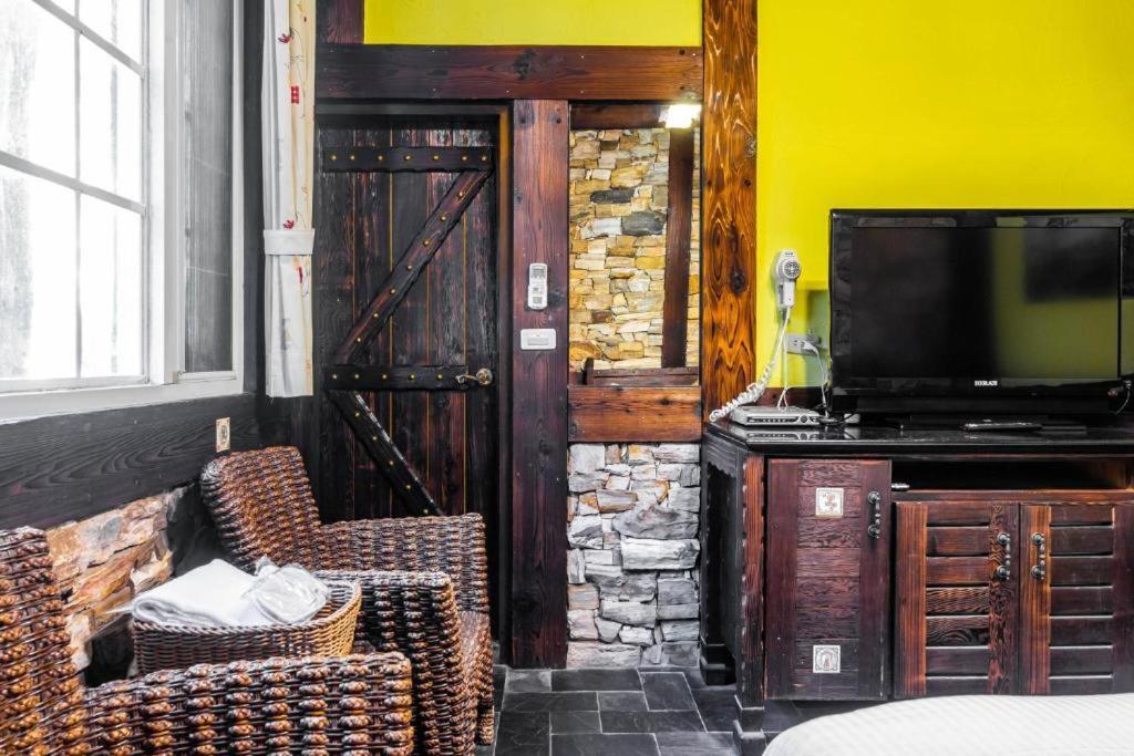 Provence Rose Lodge Renai Exteriér fotografie