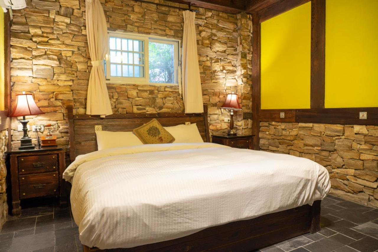 Provence Rose Lodge Renai Exteriér fotografie